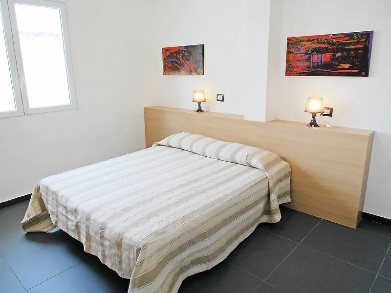 Donnalucata Room 0*, Donnalucata (Sicily)